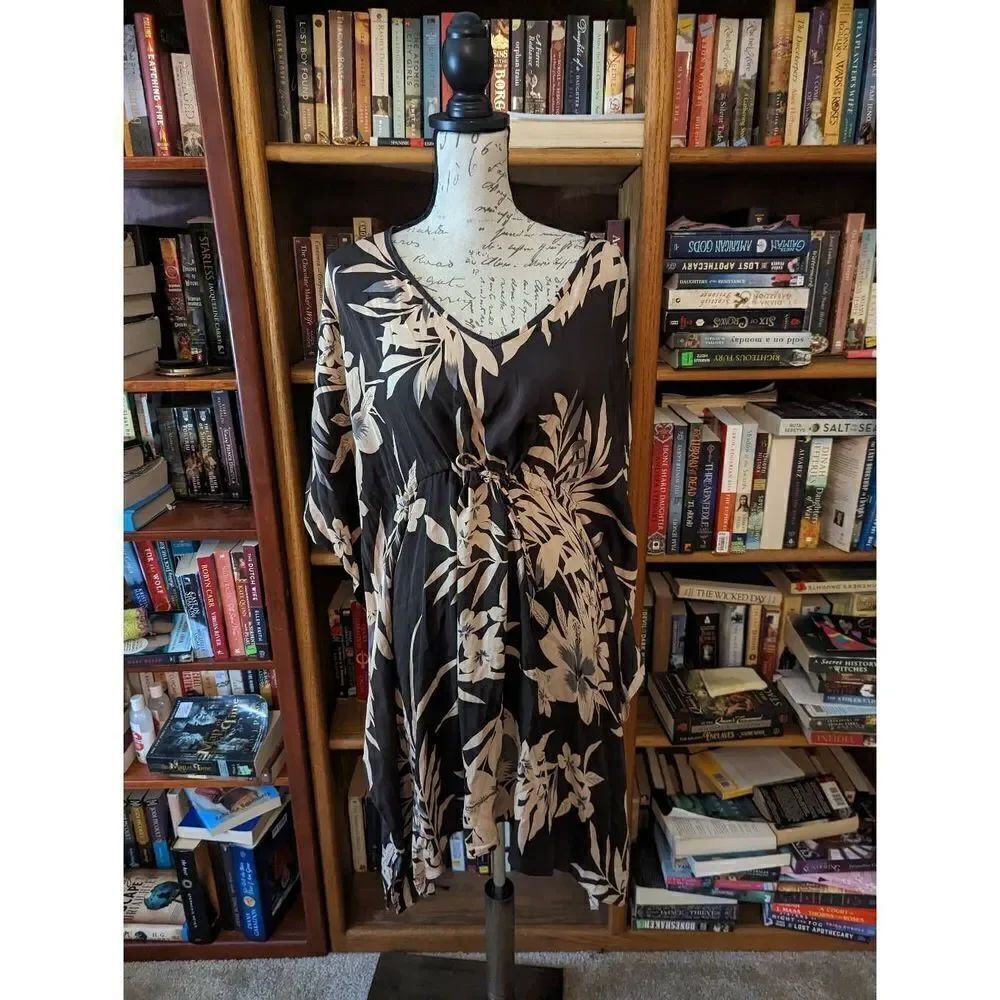 Tucker mini caftan sz small silk tropical flower print tan and brown euc